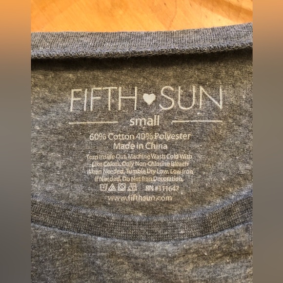 Fifth Sun Gray Top with Pink Cupid Graphic, long sleeve, size Small blouse women - Picture 3 of 6